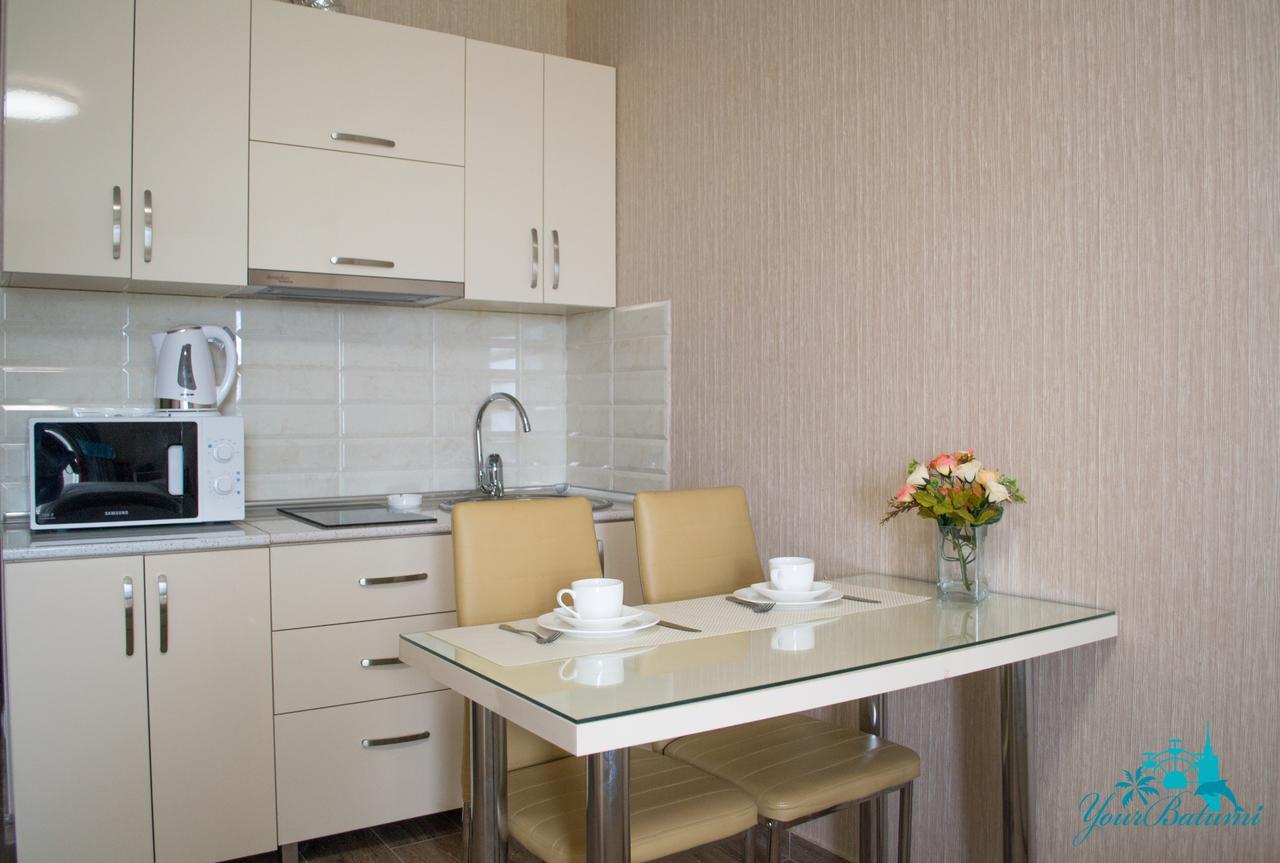 Your Apartments Батумі Екстер'єр фото
